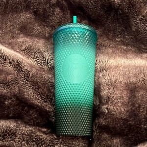 Starbucks studded Venti hombre cup
